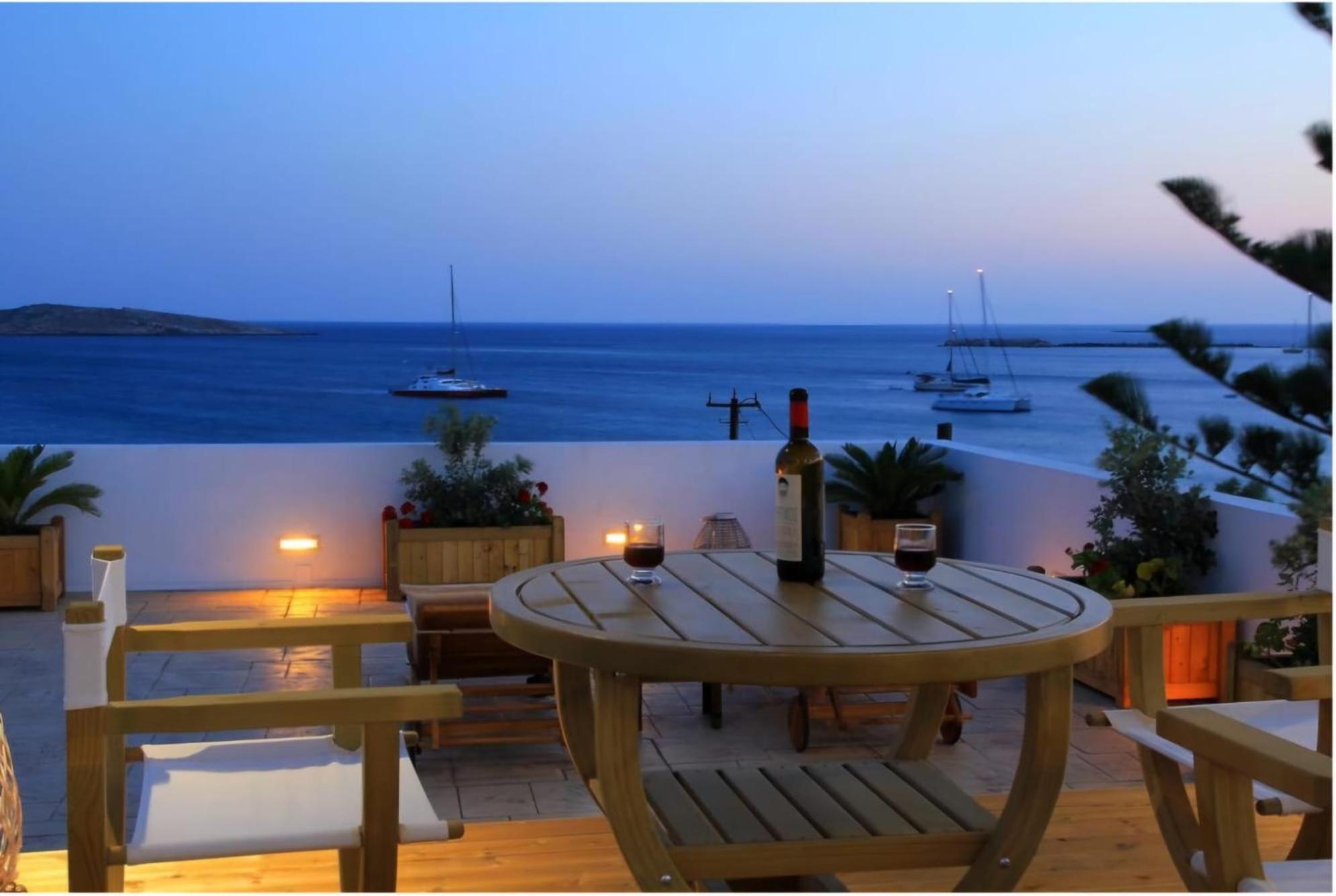 Brazzera Hotel Finikas (Syros)
